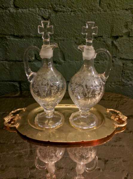 Etched-Glass-Ornate-Cruets