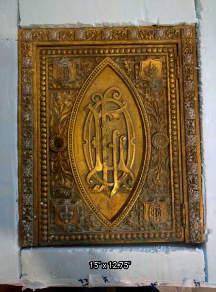 Amazing-tabernacle-door