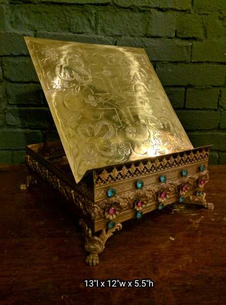 Stunning-Missal-Stand-2