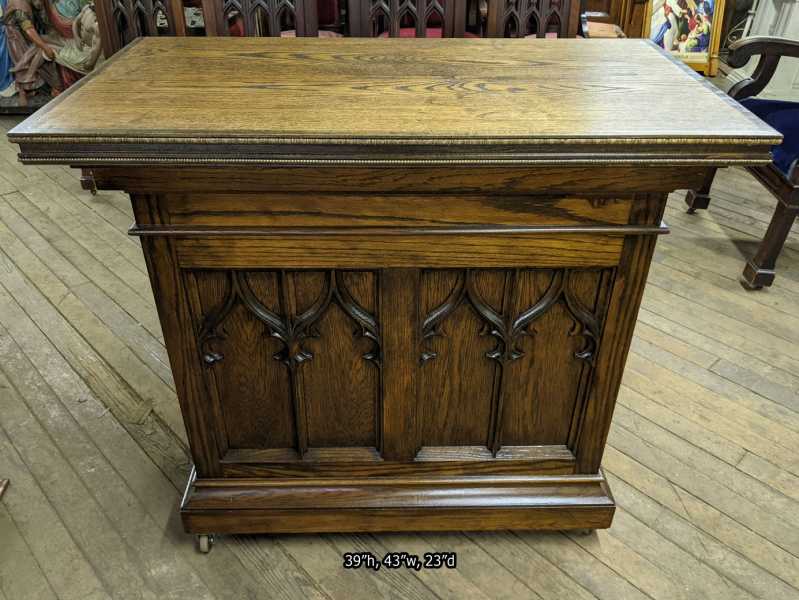 Gothic-Revival-Oak-Wood-Parish-Altar