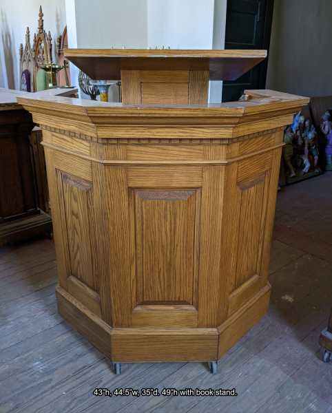 Oak-Preaching-Pulpit