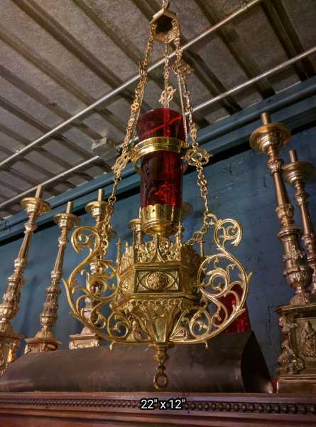 A-Beautiful-Gold-Plated-Cathedral-Sanctuary-Light-18