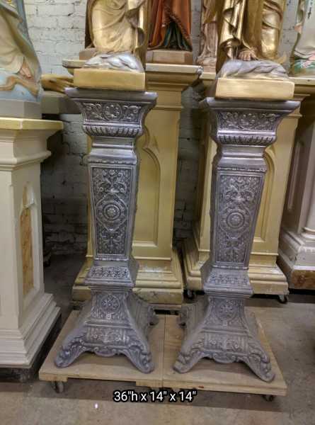 A-Pedestal-for-Statues-1