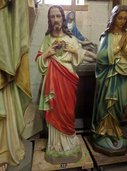 Church-Statue-Jesus-10