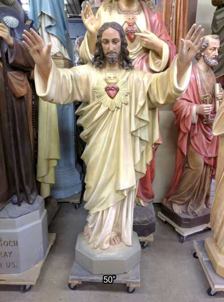 Risen-Christ-Statue-4