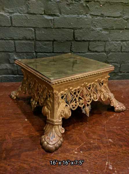 Used-Church-Tabor-for-Monstrance-2