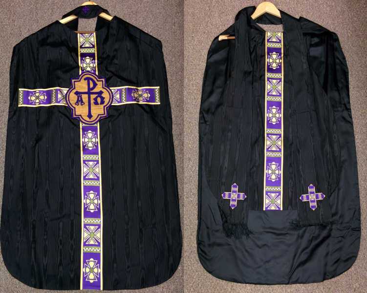 Fiddleback-vestment-black